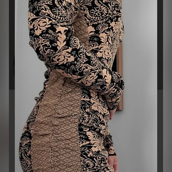 ZARA Bodycon Jacquard Dress Black & Gold Size Small NWT - Picture 4 of 7